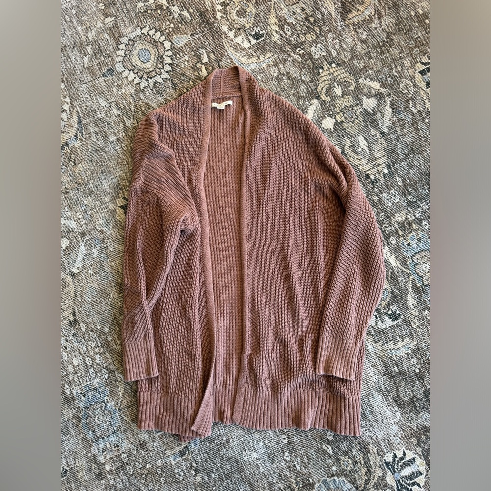 AE Cardigan